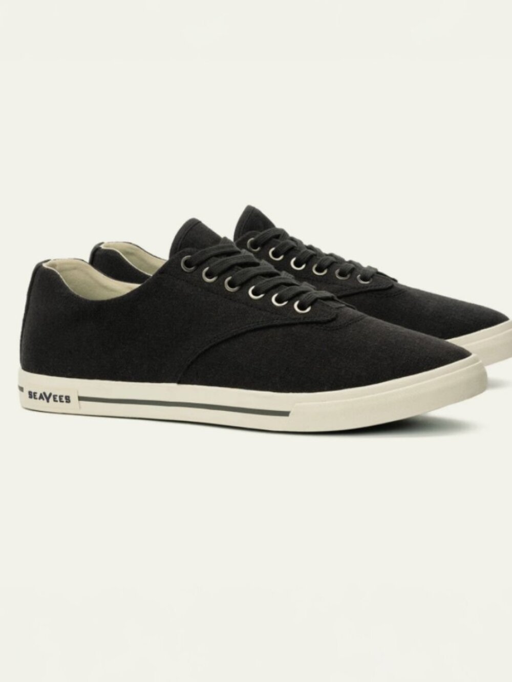 SeaVees Hermosa Black Canvas Men’s Sneakers Size 10.5